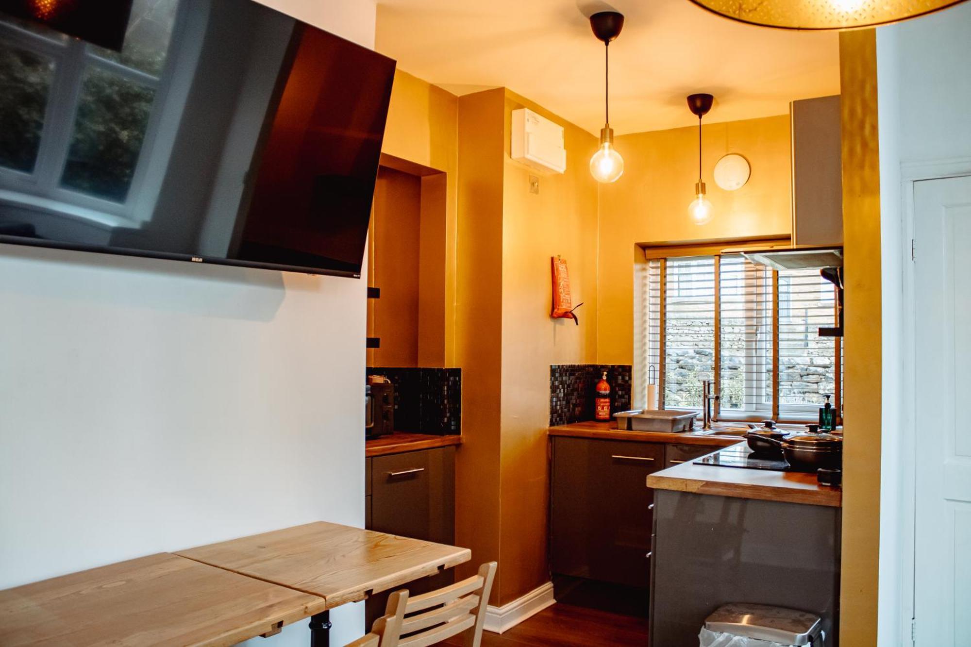 Spacious Flat With Free Parking Apartment Harrogate Exterior photo