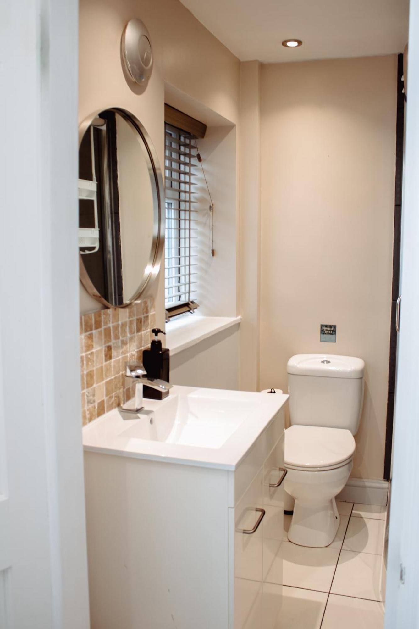 Spacious Flat With Free Parking Apartment Harrogate Exterior photo